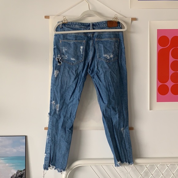 Distressed Medium Blue Jeans - Picture 2 of 8